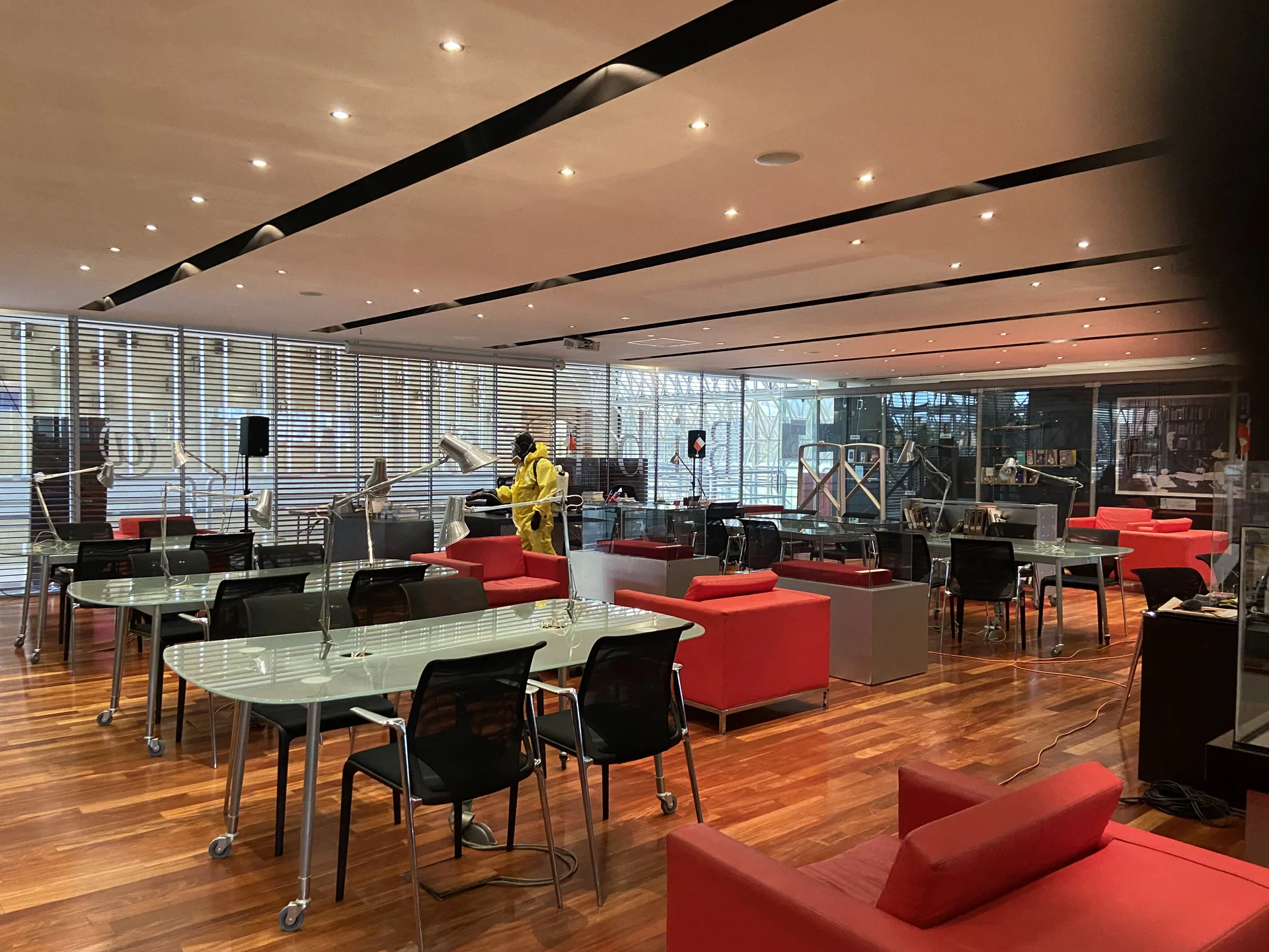 Servicio técnico de CTRLPLAGAS en instalaciones corporativas